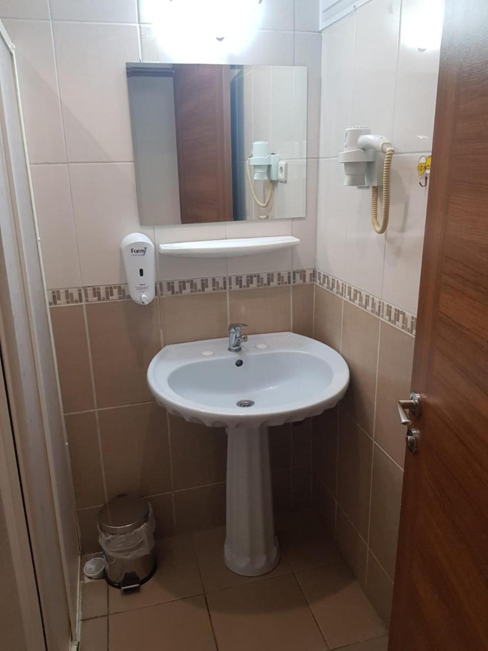 Hotel Feryil Centrum Fethiye Ngoại thất bức ảnh